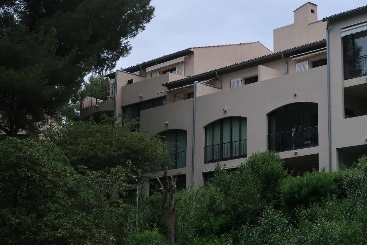 Domaine de la Coudoulière, Calme, sans vis à vis, proche mer, piscine Six-Fours-les-Plages Appartement